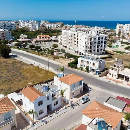 Villa Dafni By Pann Protaras